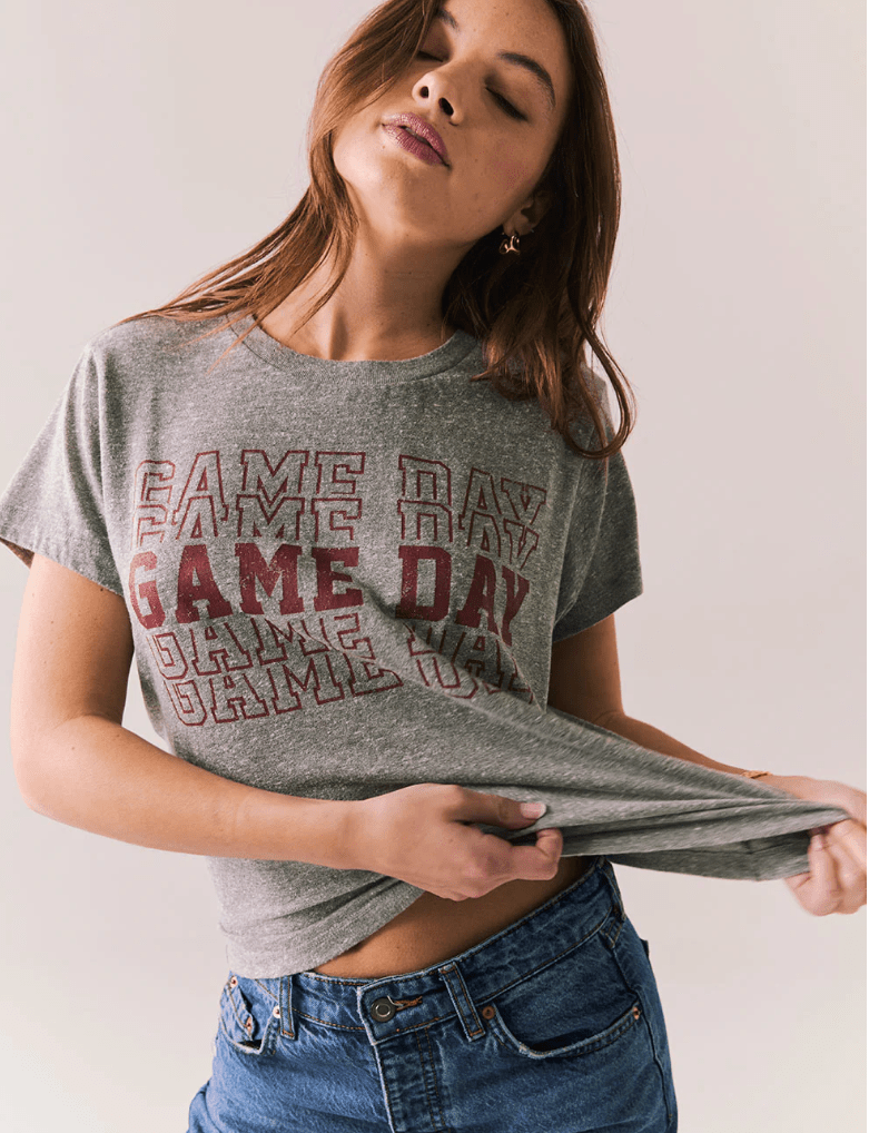 Game day tee - Heart On A Hanger