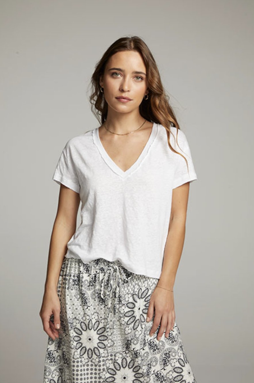 Gator v neck tee - Heart On A Hanger