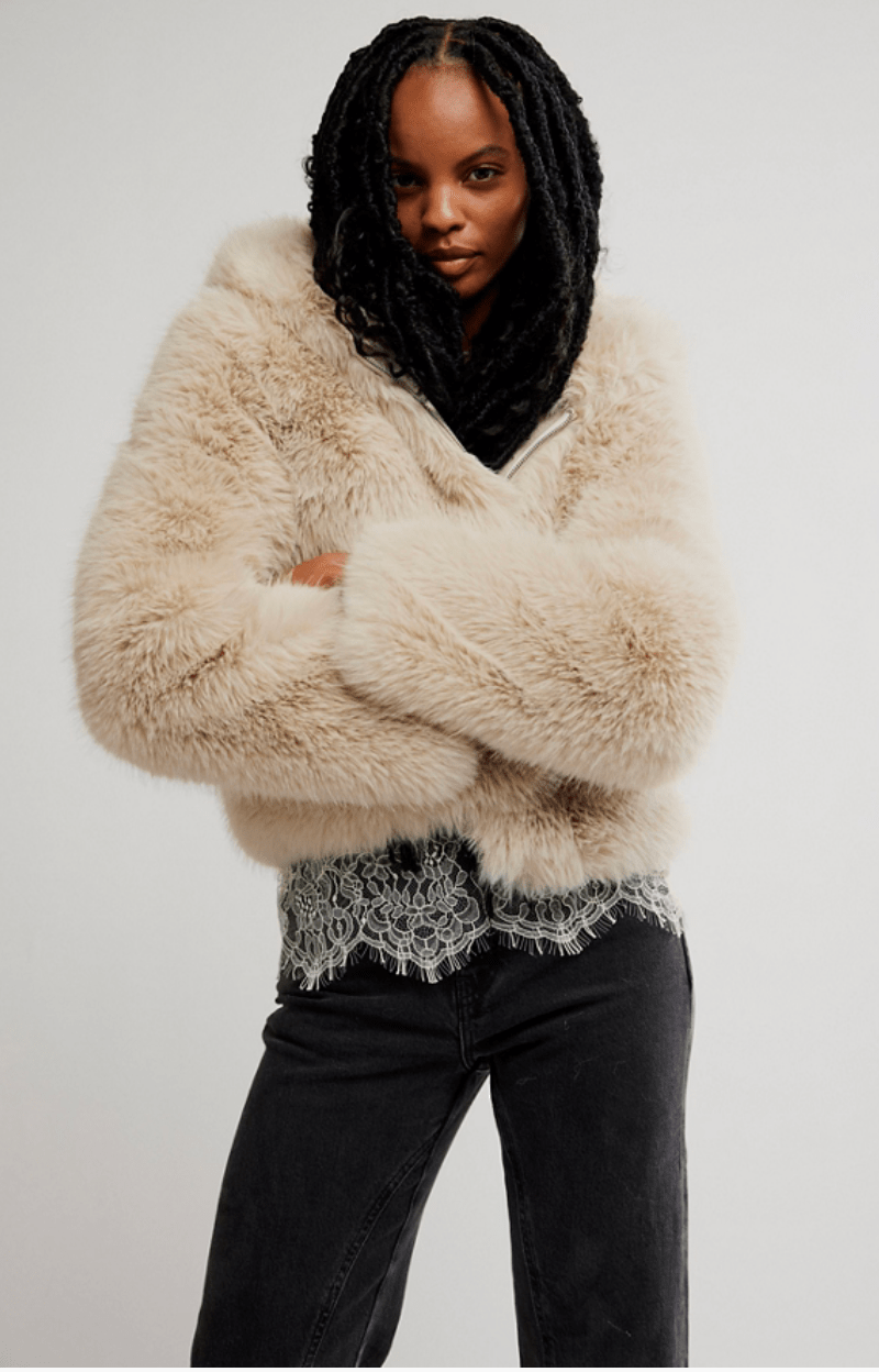 Louder please fur - Heart On A Hanger