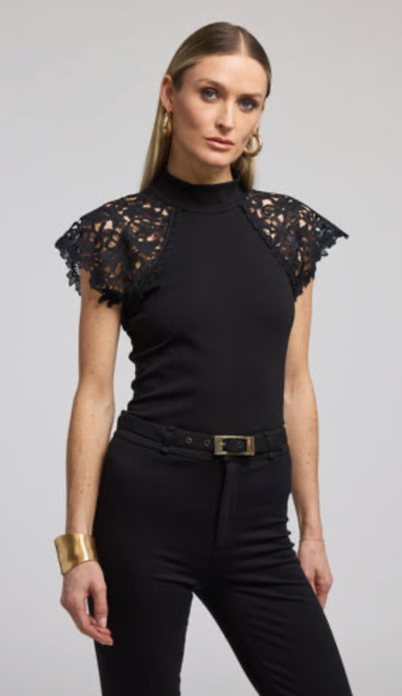Michelle lace combo tee - Heart On A Hanger