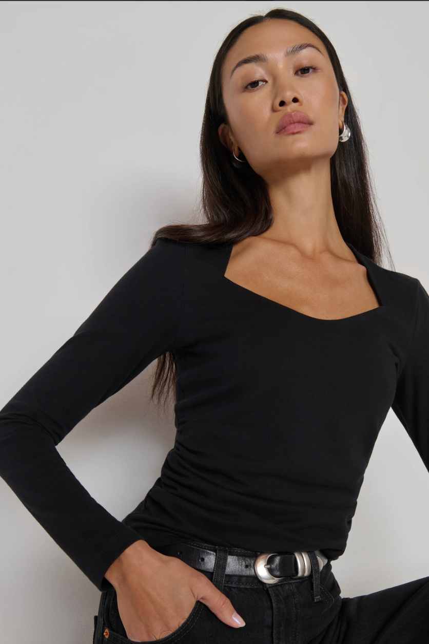Millie tee in jet black