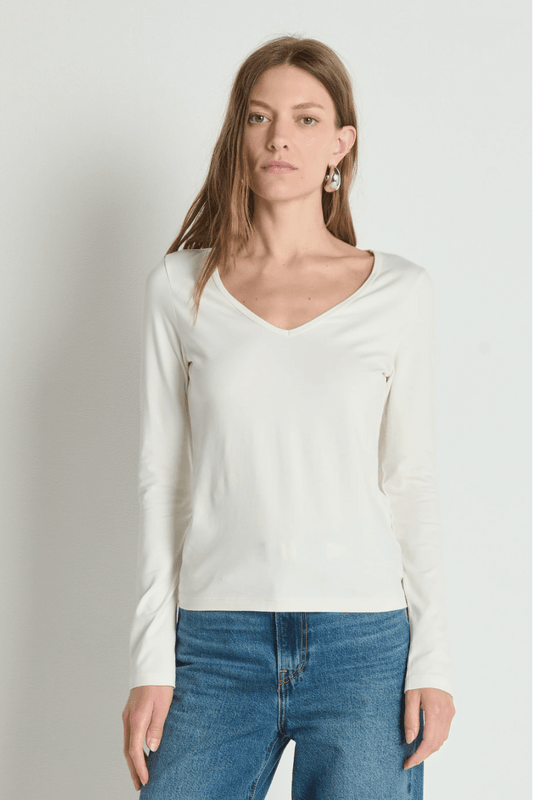 Demi v neck top in porcelin - Heart On A Hanger