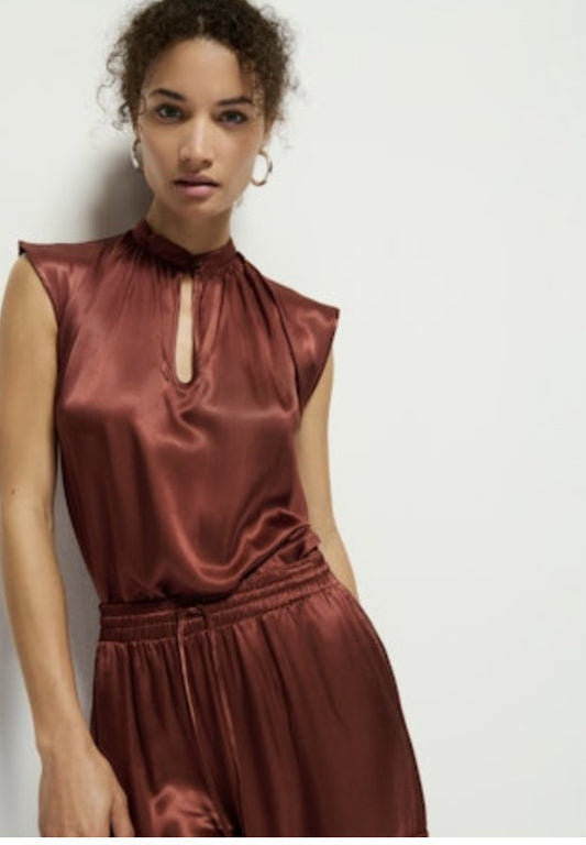 Jeanne top - Heart On A Hanger