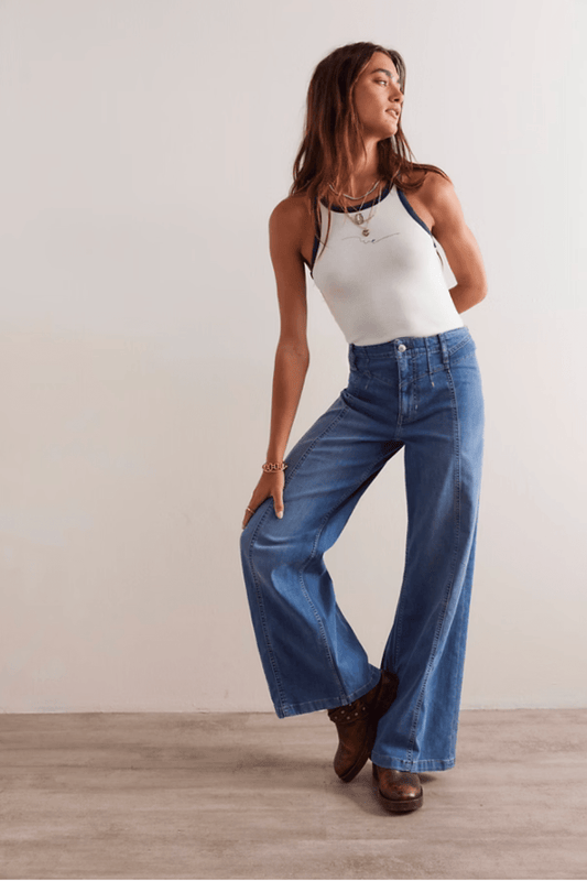 Libre wide leg jeans - Heart On A Hanger