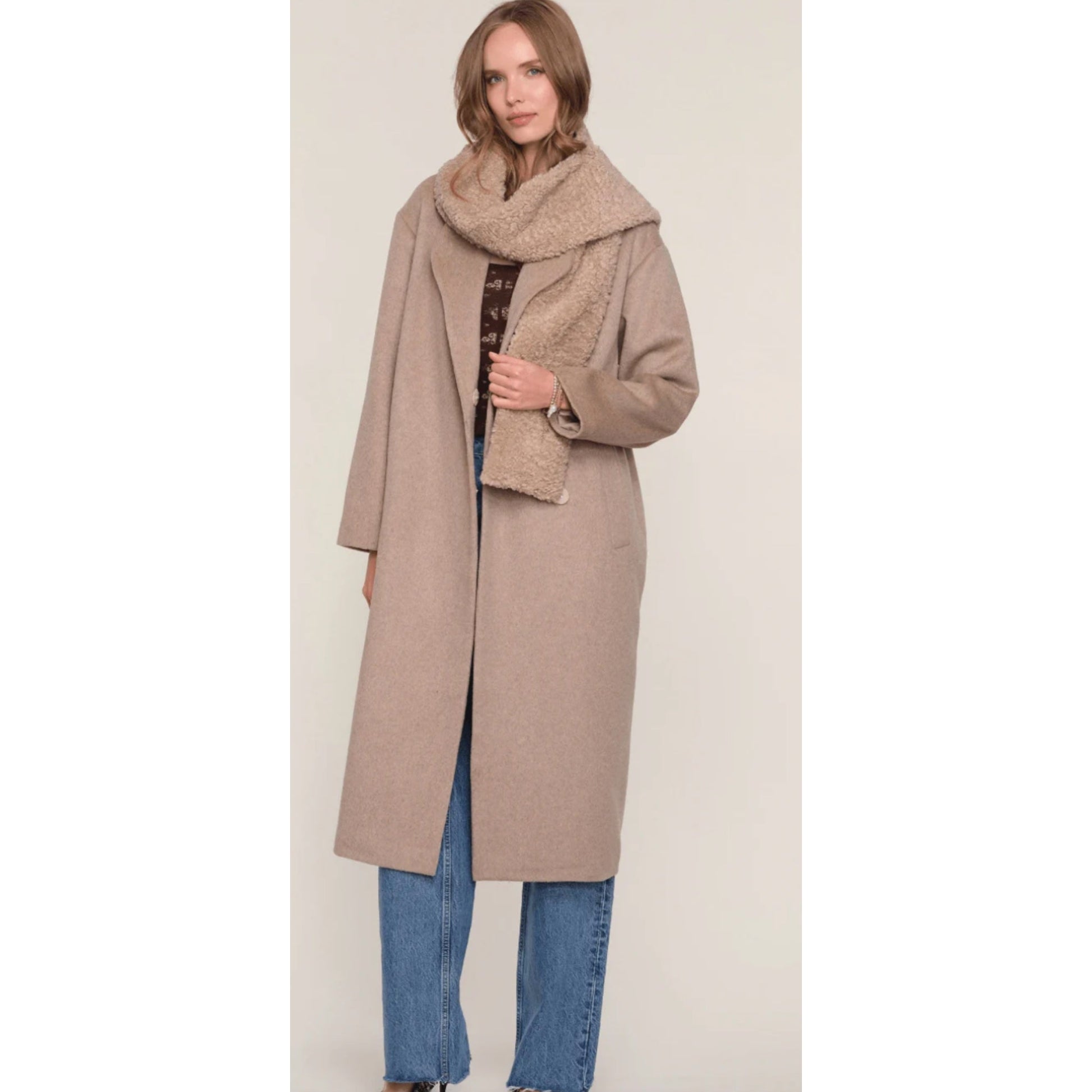 Mate coat - Heart On A Hanger