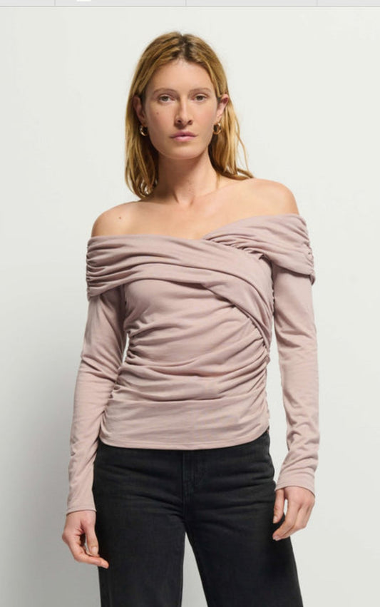 Mika off shoulder - Heart On A Hanger