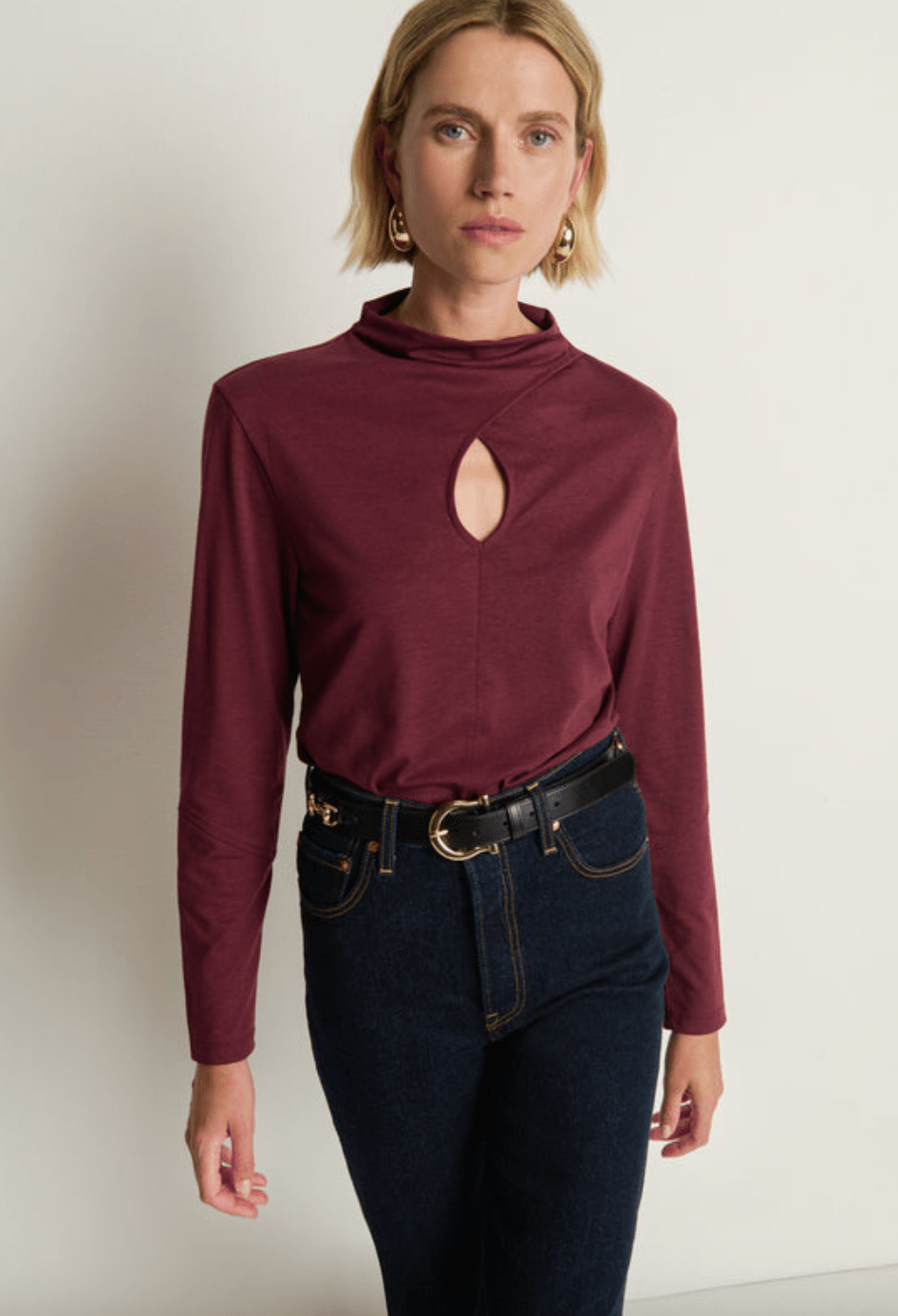 Naomi keyhole tee - Heart On A Hanger