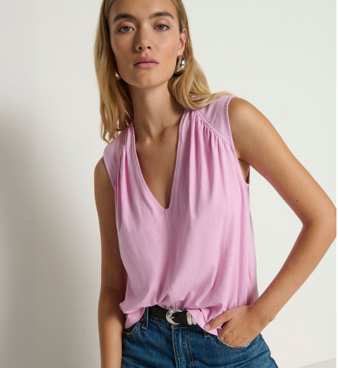 Selma v neck in lilac